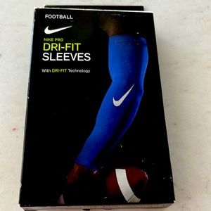 Nike dri fit sleeve